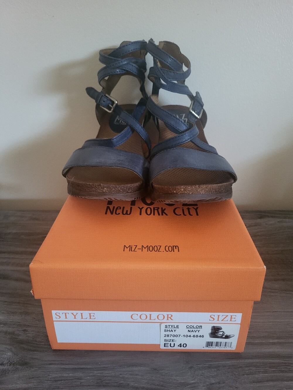 Miz Mooz Shay Strappy Wedge Sandals Navy Leather Size 40 - Picture 3 of 10